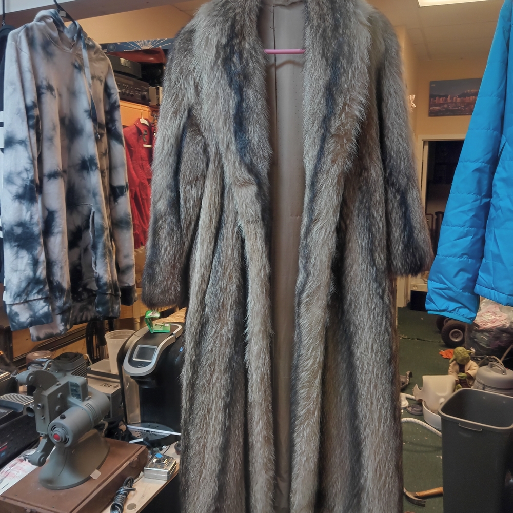 Racoon Fur Coat In Excellent Condition